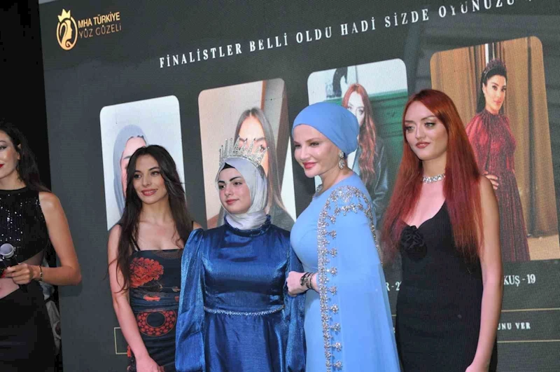 ‘Türkiye Yüz Güzeli’ yarışması renkli görüntülere sahne oldu
