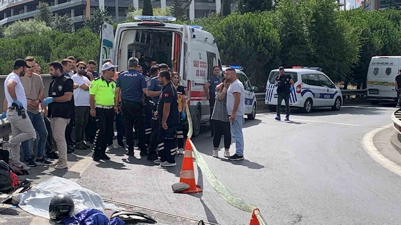 Bağcılar’da motosikleti ile kaza yapan polis memuru hayatını kaybetti
