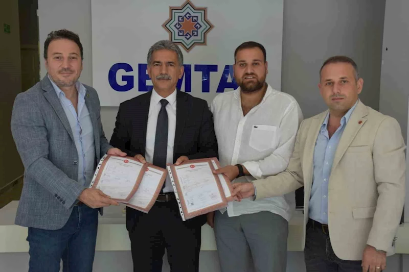 Gemlik Belediyesi 208 dairenin tapusunu aldı
