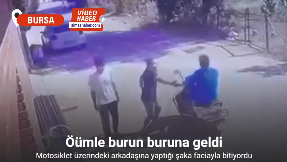 Motosiklet üzerindeki arkadaşına yaptığı şaka, ölümle burun buruna getirdi