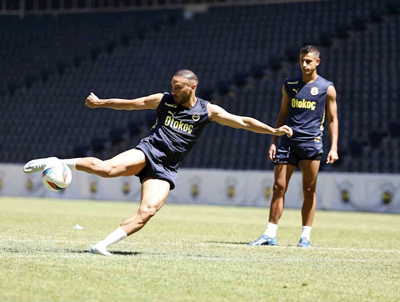 Fenerbahçe, Lille maçı hazırlıklarını Ülker Stadyumu’nda yaptığı antrenmanla sürdürdü
