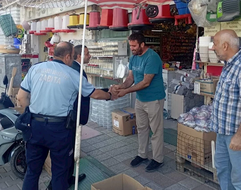 Karacabey’de kaldırım işgaline geçit yok
