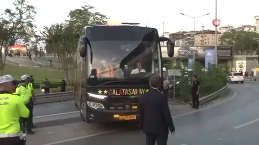 Galatasaray, Kadıköy’e geldi