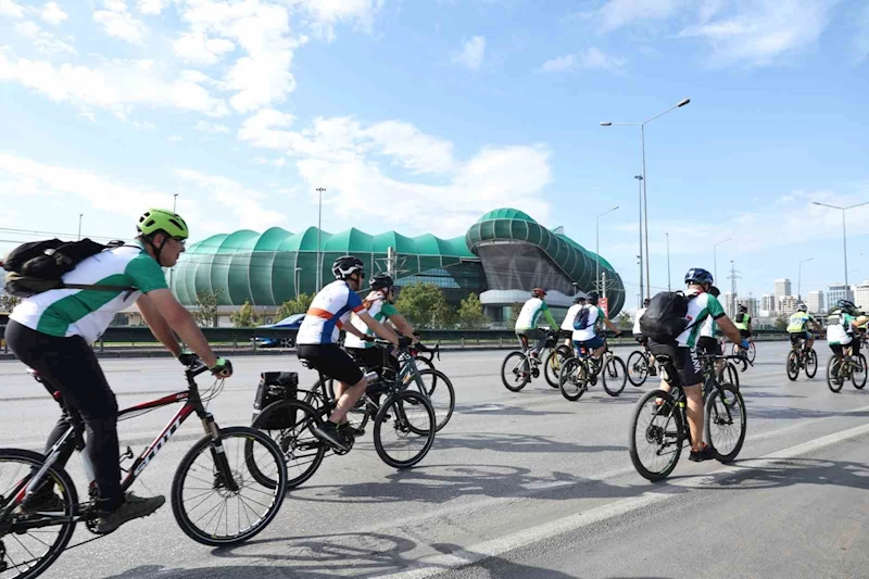 Sporseverler, yeşile pedalladı
