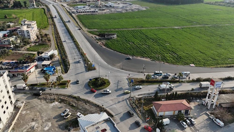 ARSUZ OTOBAN KAVŞAĞINDA TRAFİK SORUNU GİDERİLDİ