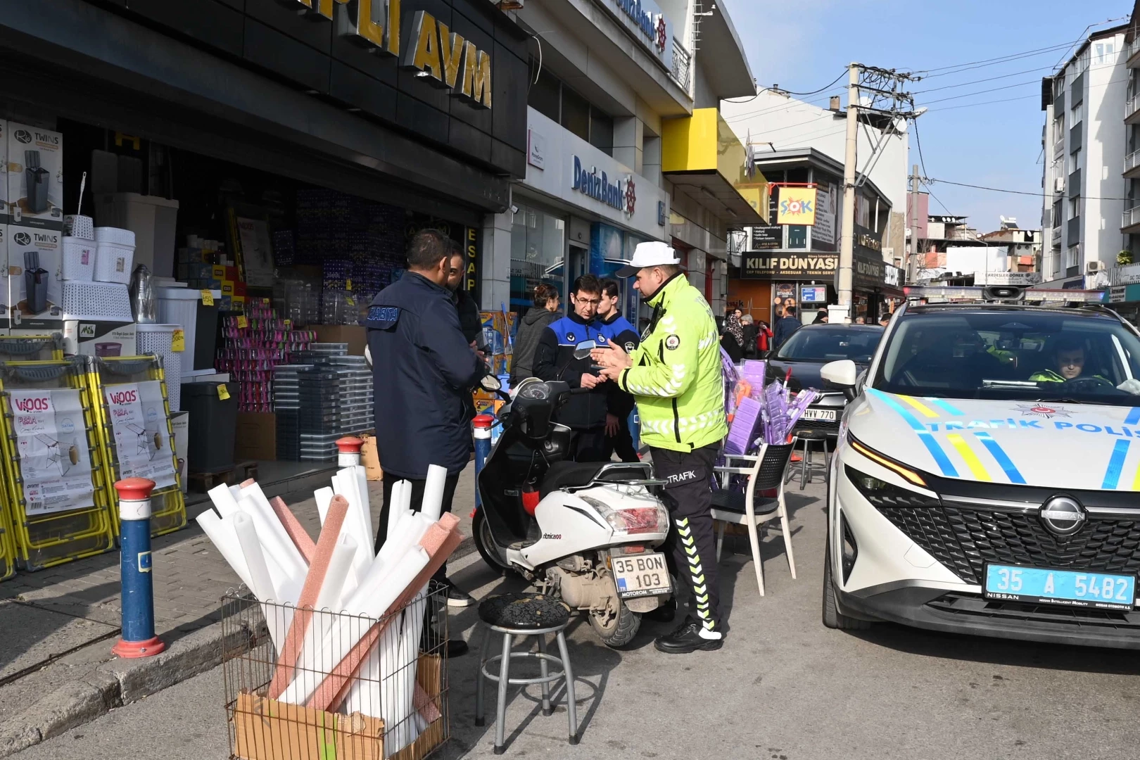 İzmir Karabağlar