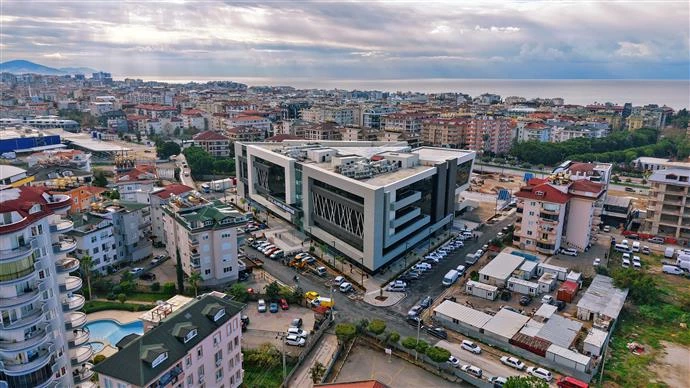 ALANYA BELEDİYESİ YENİ BİNASINDA HİZMETE BAŞLADI