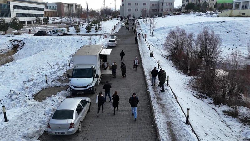 SINAV HAFTASINDA ÖĞRENCİLERİMİZİN YANINDAYIZ.