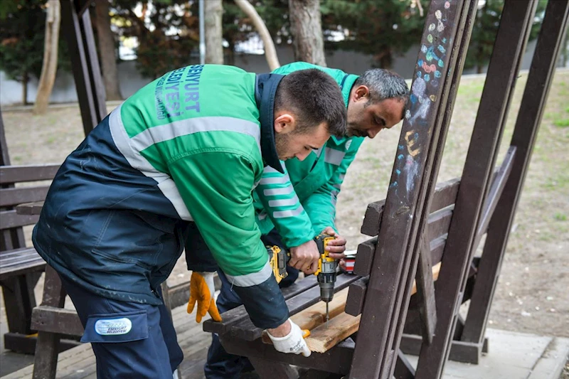 Esenyurt’un Parkları Yenileniyor