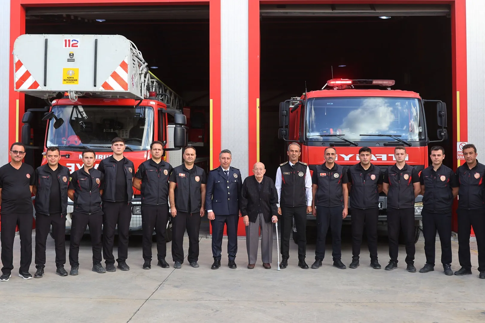 92 yaşındaki eski İtfaiye Müdürü Konya’ya vefa ziyaretinde bulundu