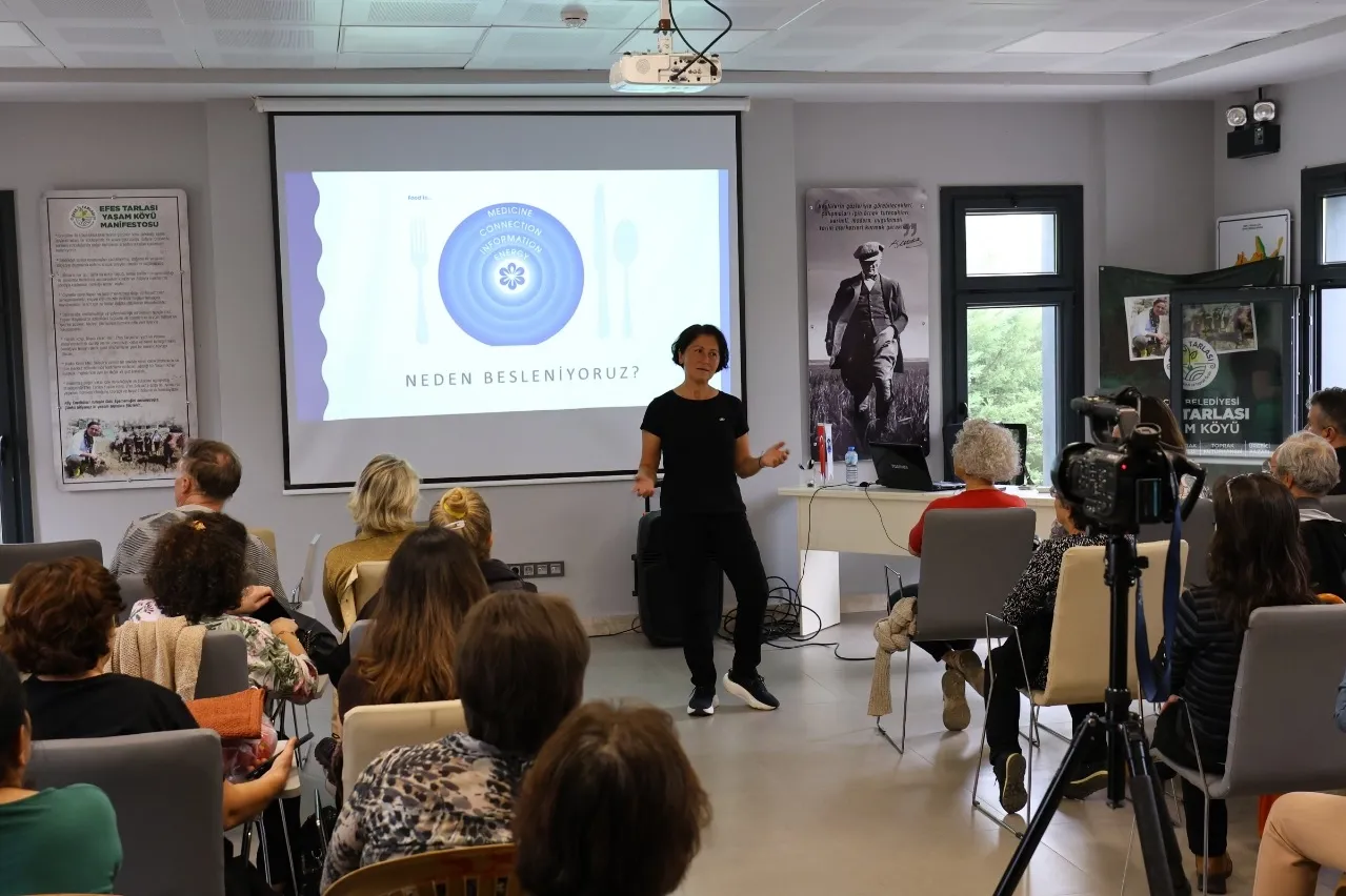 Efes Tarlası’nda fonksiyonel beslenme söyleşisi