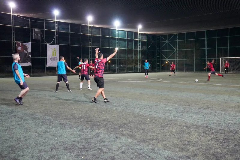 Cumhuriyet Kupası Futbol Turnuvasında Yarı Finaller Tamamlandı