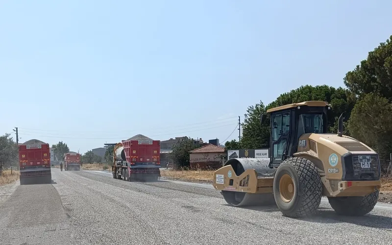 Manisa Büyükşehir Belediyesi 700 Kilometrelik Sathi Kaplama Hedefine Ulaştı