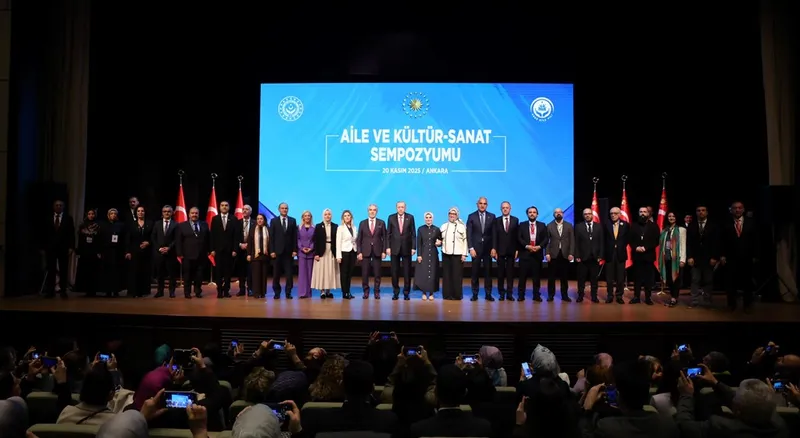 Cumhurbaşkanı Erdoğan ve Bakan Göktaş Aile ve Kültür-Sanat Sempozyumu