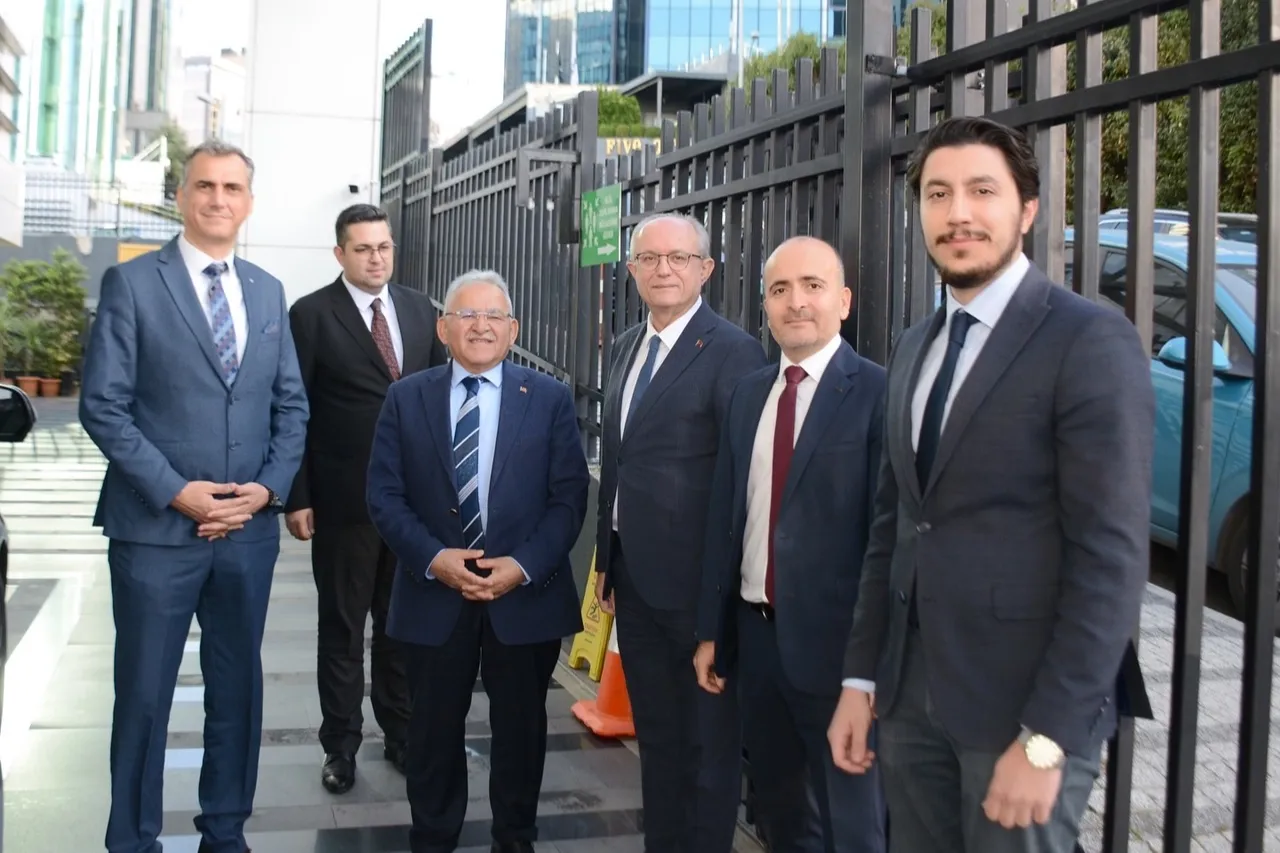 Memduh Büyükkılıç