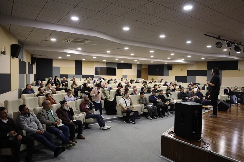 Büyükşehir Akademi