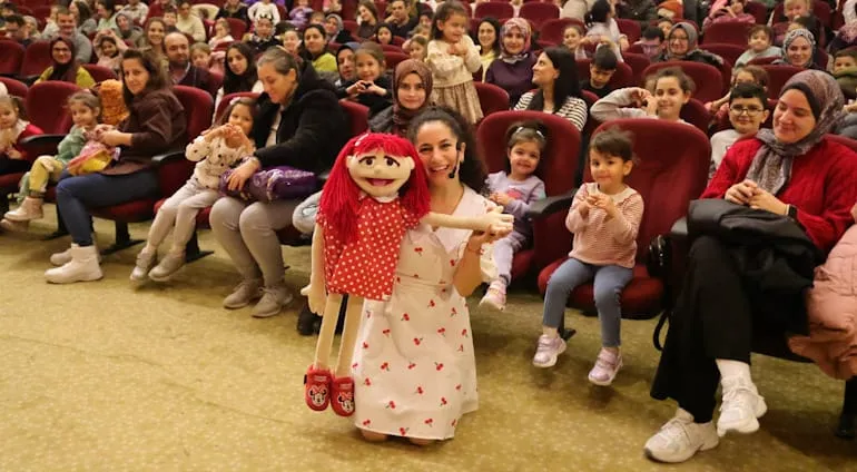 Ecem ile Çilek Vantrolog Gösterisi Kütahya