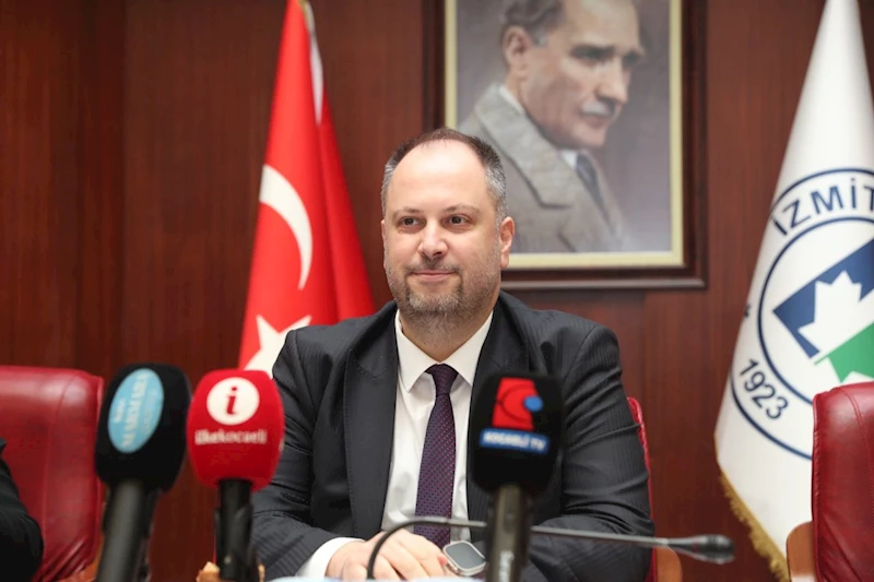 MEHMET ÜMİT KÜÇÜKKAYA: İZMİT BELEDİYESİNİN VATANDAŞA BAŞ SAĞLIĞI DİLEME HAKKI VAR