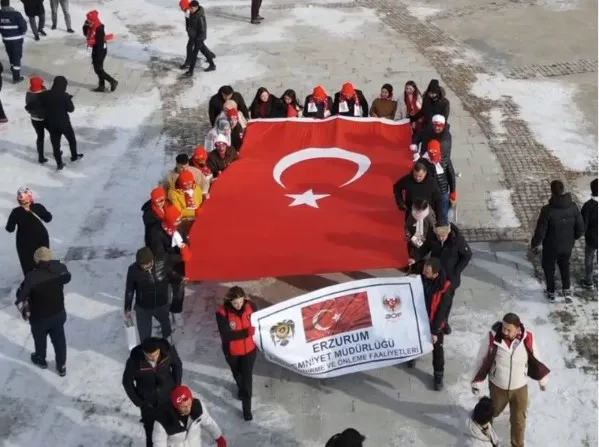 Polis Bin 750 Genci Sarıkamış Şehitlerine Anma Etkinliğine Götürdü