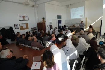 ZEYTİN ÜRETİCİLERİ EĞİTİMDE BULUŞTU