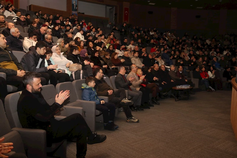 Ata Sahne’de gerçekleştiren ‘Türkü Şöleni’ kar engeli tanımadı