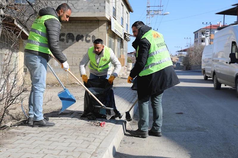 Orhan Doğan Caddesi’nde Detaylı Temizlik Çalışması Yürütüldü