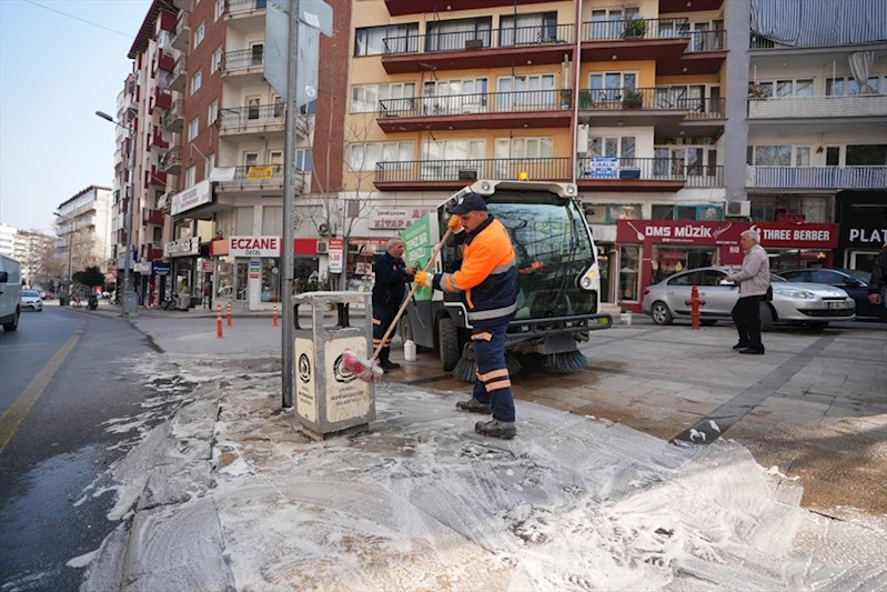 Büyükşehir’den pırıl pırıl Denizli için yoğun mesai