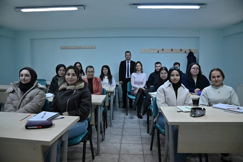 Manisa Büyükşehir Belediyesi’nden Üniversite Adaylarına Kariyer Rehberliği