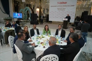 Eş Başkanlar, iftar programına katıldı