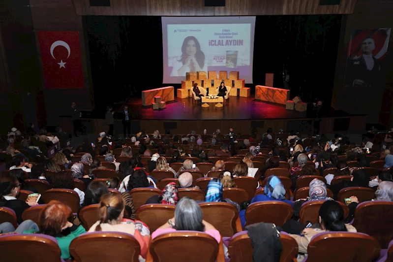 İCLAL AYDIN 8 MART’I KÜÇÜKÇEKMECELİ KADINLARLA KUTLADI