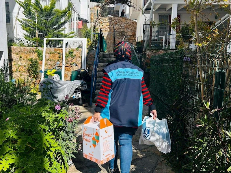 BELEDİYE, YÜZLERİ GÜLDÜRMEYE DEVAM EDİYOR