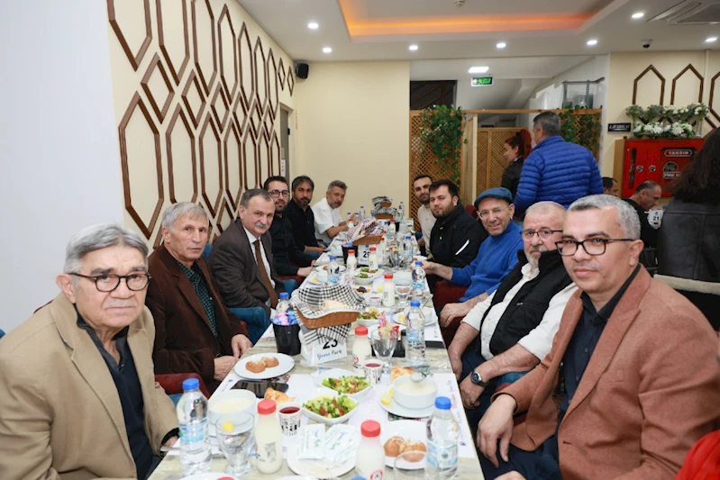 BAŞKAN BALABAN BASIN MENSUPLARINI İFTARDA AĞIRLADI