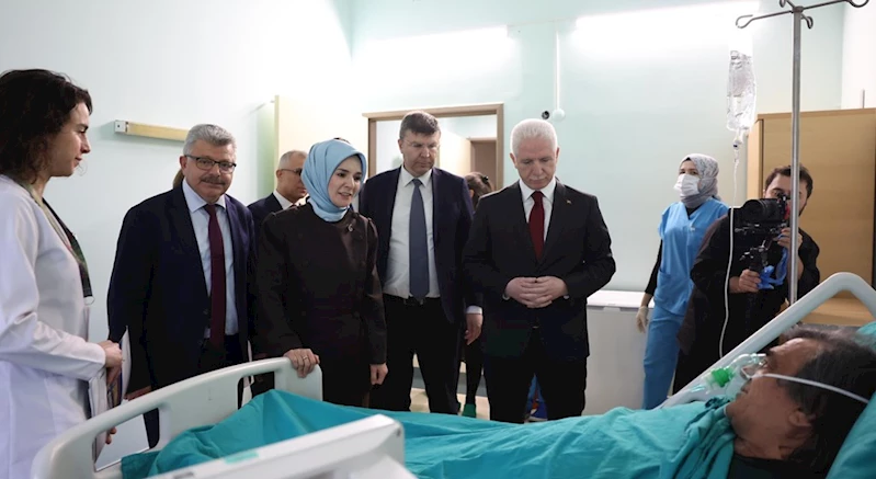 Bakanımız Göktaş, Maltepe Huzurevi