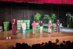 Miniklerden Büyük Tiyatro Başarısı