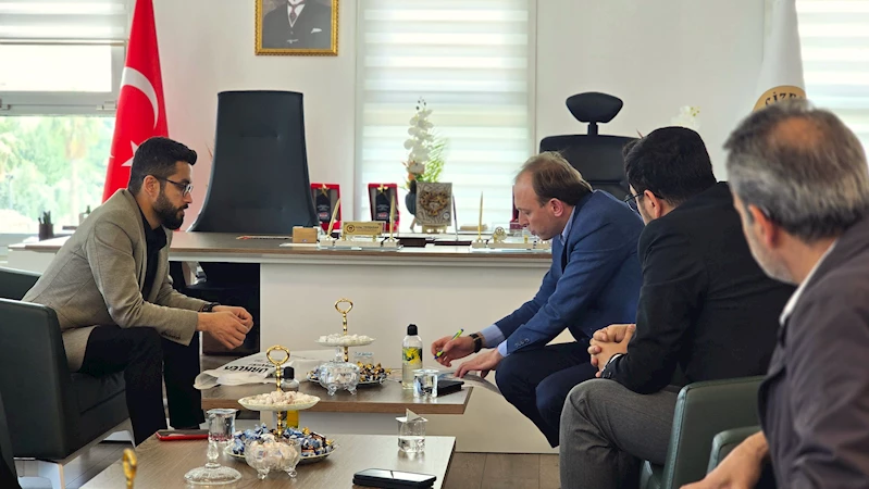 Akmercan Doğalgaz Bölge Müdürü İbrahim Kurt ve beraberindeki heyet, Eş Başkanımız Abdurrahim Durmuş’u ziyaret etti