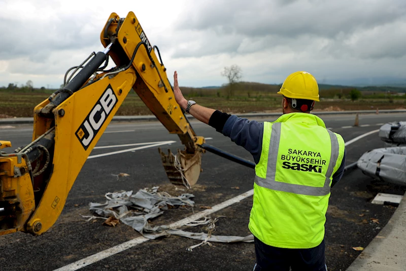 Kozluk Caddesi’nde üstyapının yanı sıra altyapı çalışmaları da devam ediyor