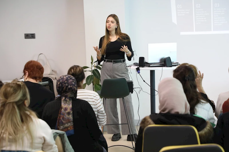 Kadın kursiyerlere “Sağlıklı Beslenme ve Kilo Kaybı programı”