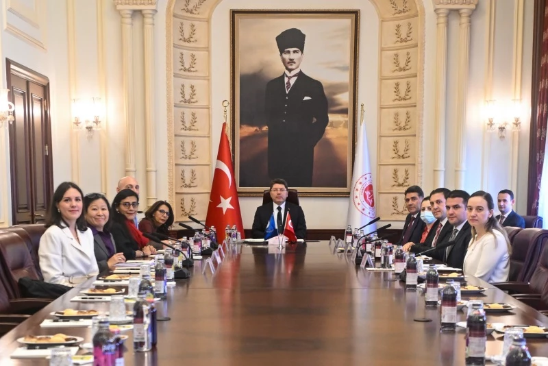 ADALET BAKANI YILMAZ TUNÇ, BM VE UNICEF TEMSİLCİLERİ İLE GÖRÜŞTÜ