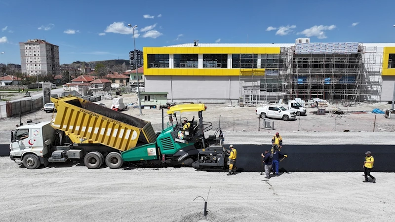 BAŞKAN ÇOLAKBAYRAKDAR, “HER SOKAĞA KONFOR, HER MAHALLEYE DEĞİŞİM GETİRİYORUZ”