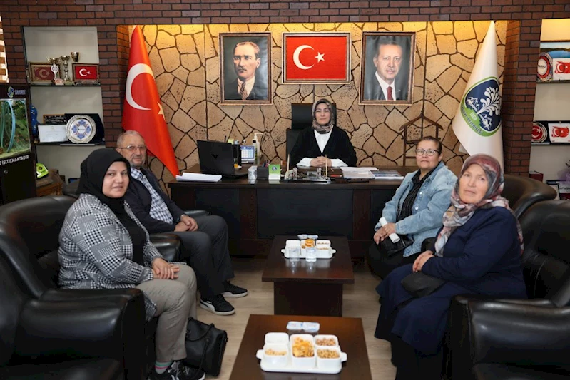 Sandıklı Kadın Kooperatifi ve Kızılay’dan Nezaket Ziyareti