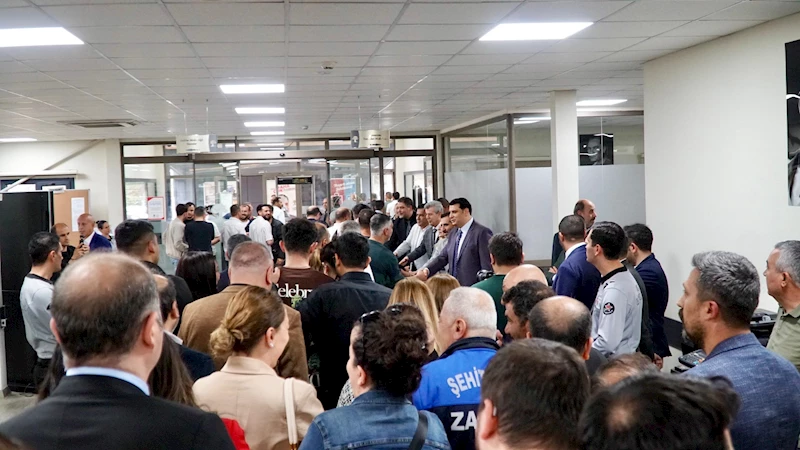 BAŞKAN YILMAZ, ŞEHİTKAMİL AİLESİYLE BAYRAMLAŞTI