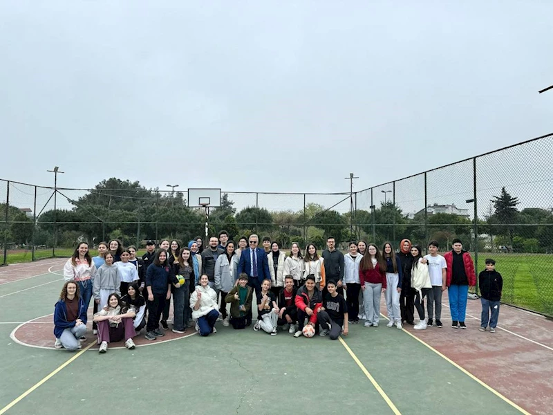 Hürriyet parkında gençlerimiz ve çocuklarımız ile güzel vakit geçirdik.