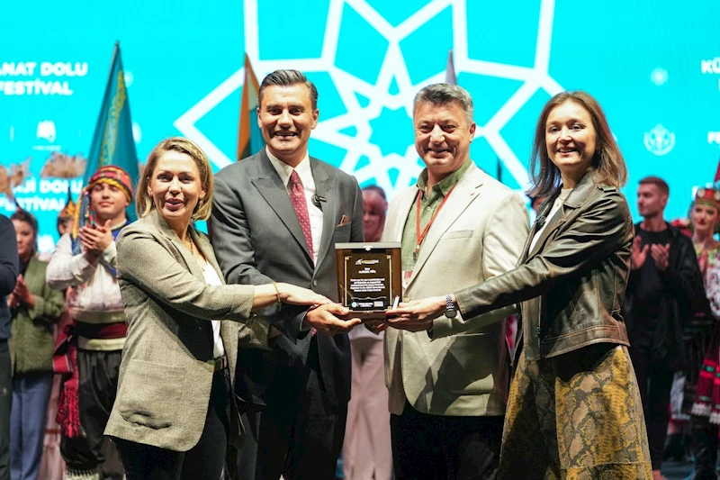 Festival’de Kültür ve Nostalji Dolu Unutulmaz Gece