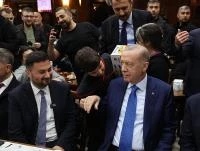 CUMHURBAŞKANI ERDOĞAN’DAN DEPREM SONRASI KÂĞITHANE’DE MORAL ZİYARETİ