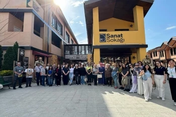 ŞEHRİ YENİDEN KEŞFETTİLER