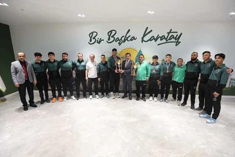 ŞAMPİYONLAR BAŞKAN’LA BULUŞTU, HEDEF OLİMPİYAT