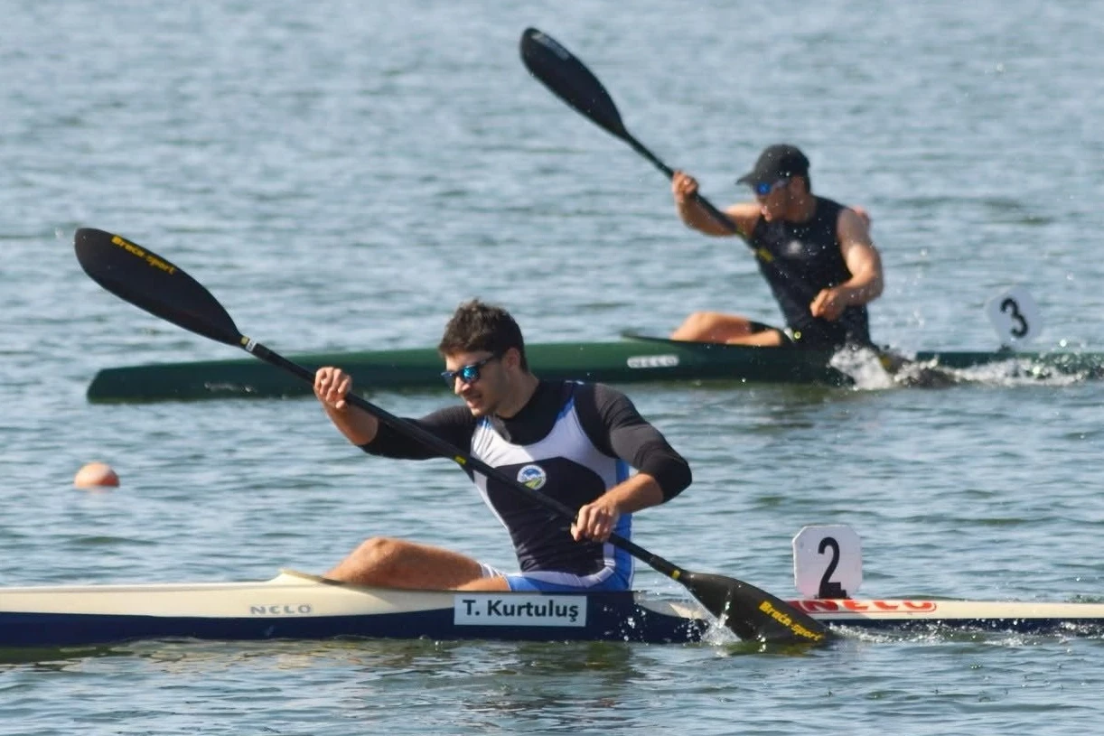 Kağan Ege Baran’ın hatırası için kürek çektiler