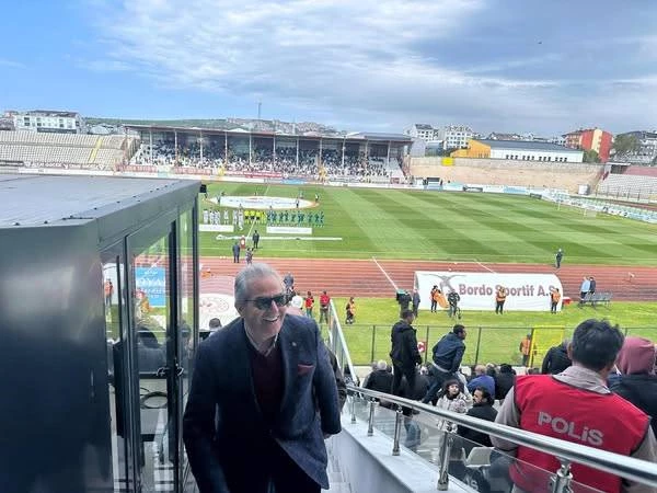 Bandırmaspor’umuzun başarıları daim olsun! Her zaman yanınızdayız.