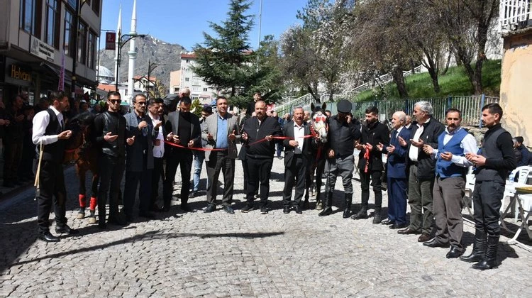 BAŞKANIMIZ, RAHVAN BİNİCİLİK VE ATLI SPOR KULÜBÜNÜN AÇILIŞ TÖRENİNE KATILDI