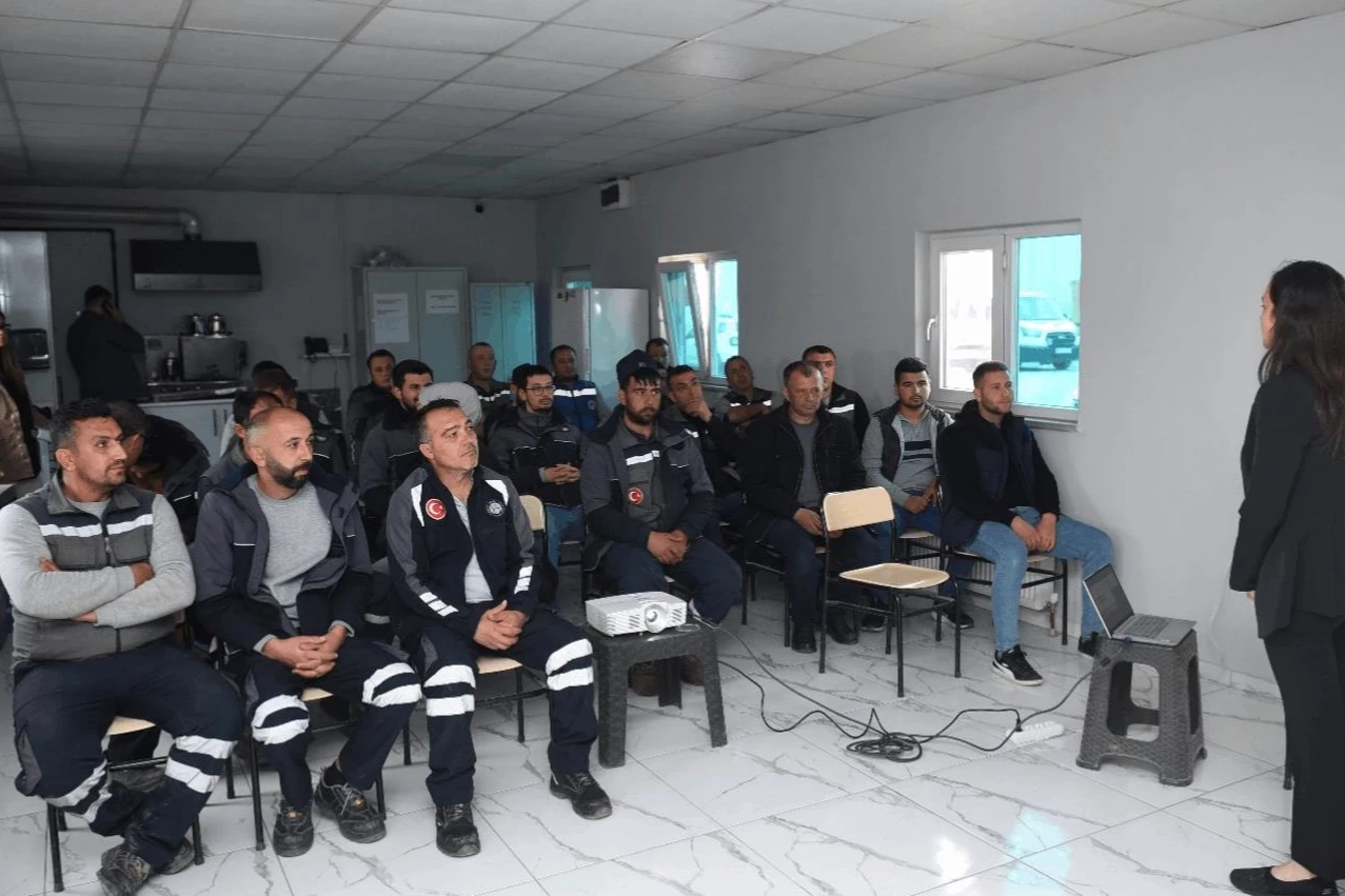 BASKİ personeline “Asbestli Hat Söküm Eğitimi